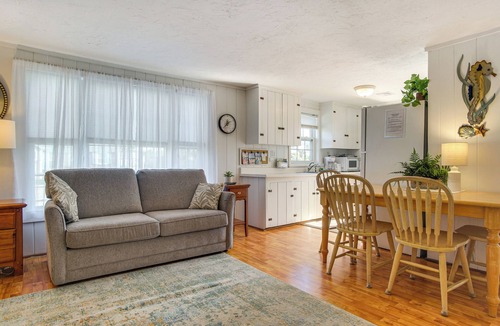 West Hyannisport Cottage | Walk to Craigville Beach: Cape Cod Gem w/Patio