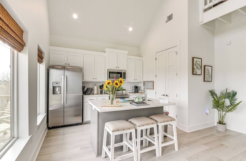 Crystal Beach Cottage | Walk to Crystal Beach: 'the Sandbar Escape'