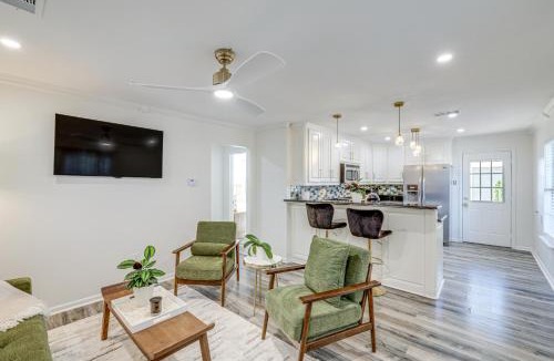 Fort Worth House | Walk to Cultural District: Fort Worth Home w/Yard