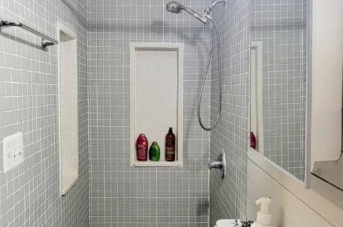 Downtown Baltimore House | Walk to Downtown and Stadiums Free Parking