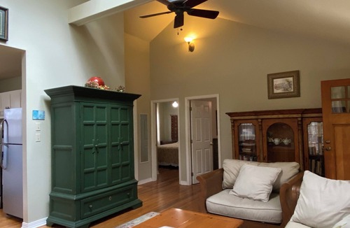 Historic Montford House | Walk to Downtown Asheville, Montford Historic District, quiet alley, 30 day min.