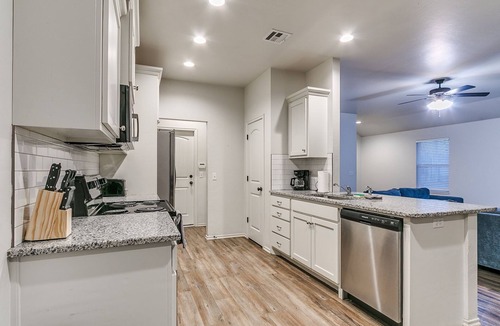 Edmond House | Walk to Downtown Edmond! Pet Friendly, Garage Access, King Bed!