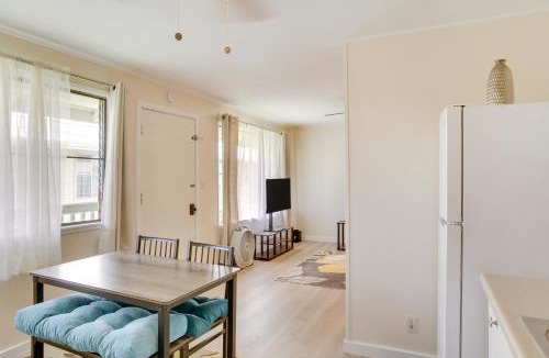 Hilo Apartment | Walk to Downtown Hilo Condo with Pool Access!