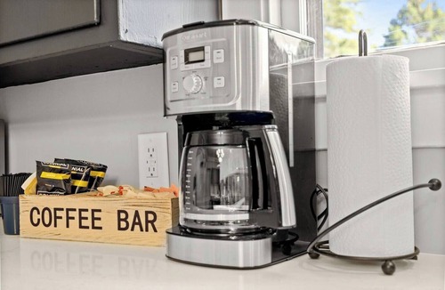 Sturgeon Bay House | Walk to Downtown, King Bed, Fireplace, Game Room