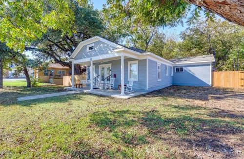 Lockhart House | Walk to Downtown Shops and BBQ Home with Fenced Yard
