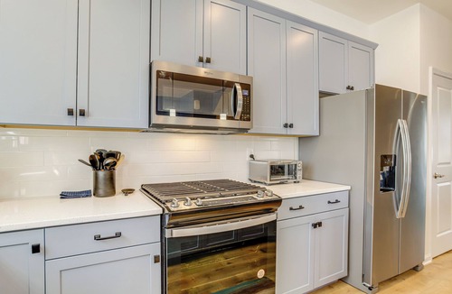 Cambridge House | Walk to Dtwn: Waterfront Eastern Shore Townhome!