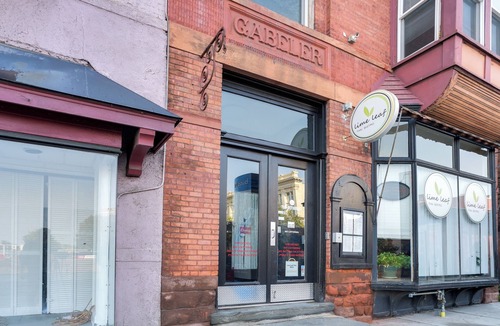 Troy Apartment | Walk to Dtwn & Waterfront: Roomy Troy Apt