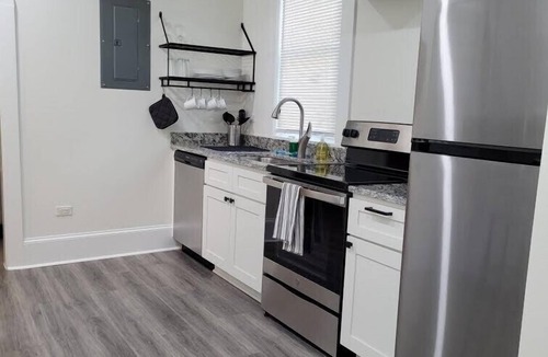 Durham Apartment | Walk to Duke Campus! 1 Bedroom in Trinity Park!
