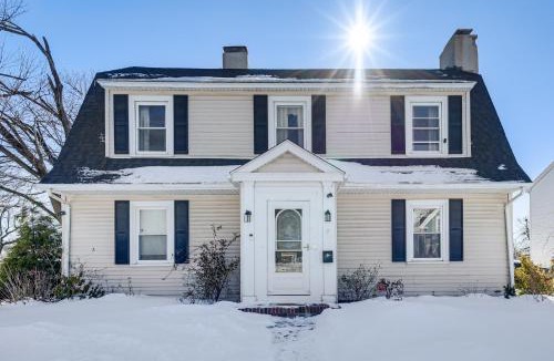 Brockton House | Walk to DW Field Park! Spacious Home with Deck