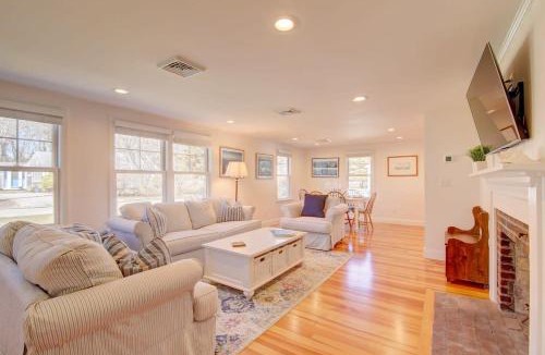 Harwich Port House | Walk to Earle Rd Beach Incredible Patio