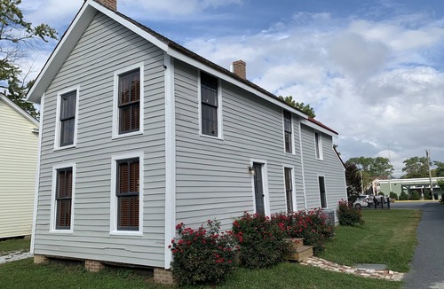 St. Michaels House | Walk to Everything House