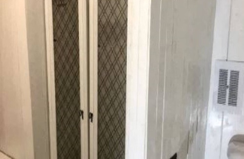 Downtown Niagara Falls Bed & Breakfast | Walk to Everything - Servant Room