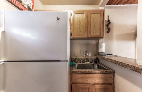 Ruidoso Apartment | Walk to EVERYTHING! - MidTown, Opt HOT TUB on RVR w/DEER