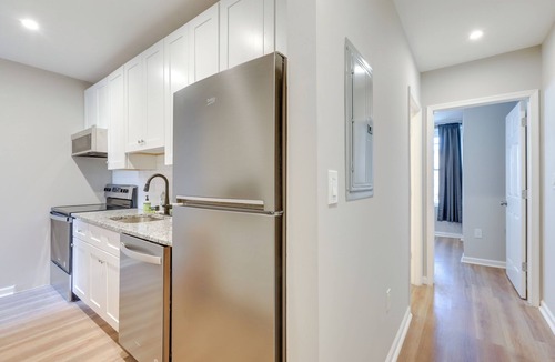 Fairmount Apartment | Walk to Fairmount Ave: Urban Oasis in Philly!