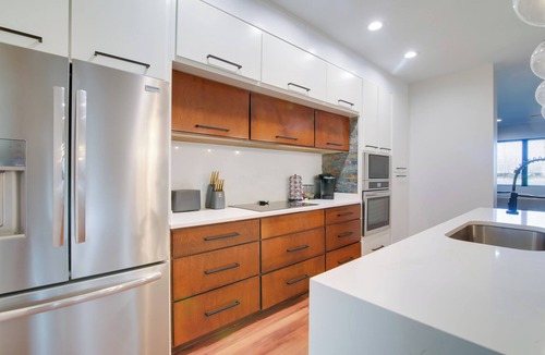 New Pathways House | Walk to FedEx Forum! Luxe Townhome w/Rooftop Deck