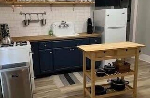 Freetown - Port Rico Condo | Walk to Festivals and Downtown Fun
