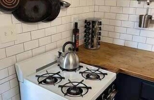 Freetown - Port Rico Condo | Walk to Festivals and Downtown Fun