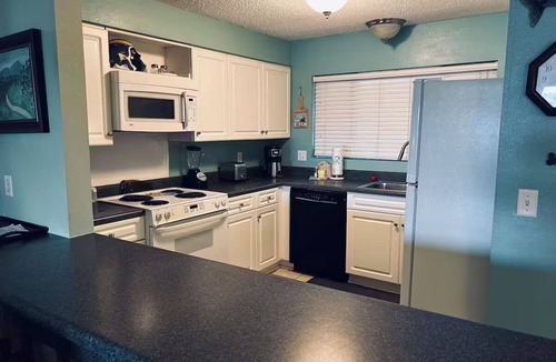 Ono Island Condo | Walk to Flora-Bama, 5% weekly discount, Ground Level, Private Beach, Boatyard