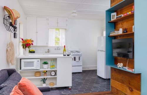 Hyde Park Apartment | Walk to Food, Fast Wifi - Pastel Studio