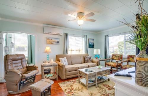 Gold Beach House | Walk to Gold Beach: Charming Cottage w/Yard!