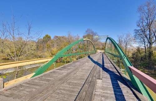 Falls of Rough House | Walk to Golf Course Spacious Rough River Retreat!
