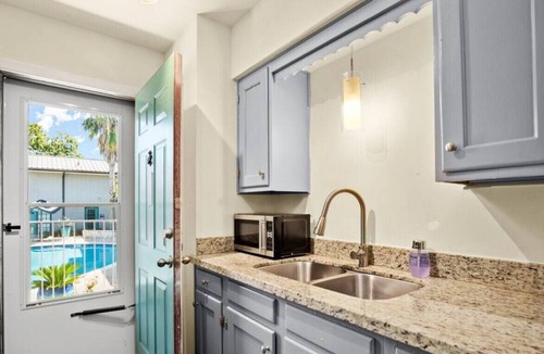 Westfield Apartment | Walk to Golf Course! Near Lake + Pool w Parking