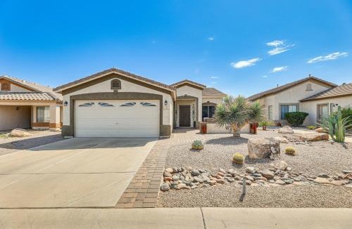San Tan Valley House | Walk to Golf Course: Queen Creek Oasis w/Fire Pit