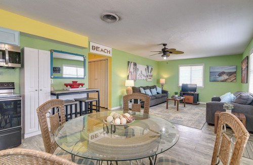 Surfside Beach House | Walk to Gulf: Surfside Beach Home w/Deck