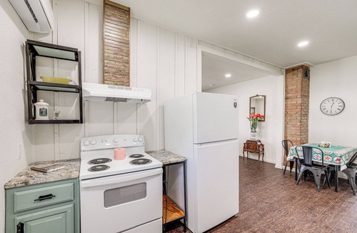 Jacksboro House | Walk to Historic Square: Jacksboro Home w/Yard