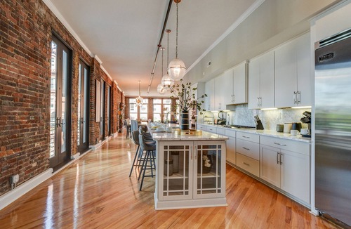 Downtown Nashville Condo | WALK to Honky Tonks from your Private Residence Downtown