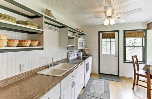 Bolton Landing Cottage | Walk to Lake George! Bolton Landing Cottage