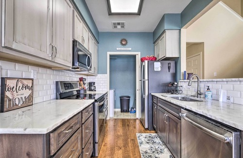 Afton House | Walk to Lake + Pool Access! Family Gem in Afton