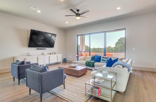 Highland Lake Estates House | Walk to Lake Travis & Parks! Resort-Style Getaway