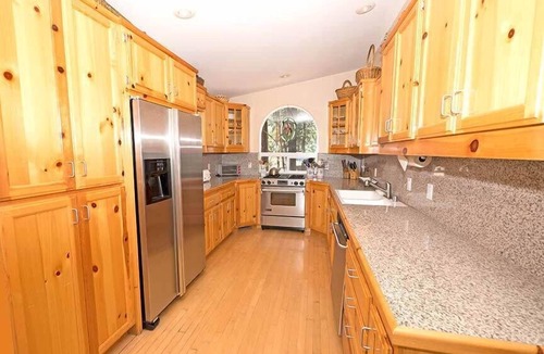 Bijou Park House | Walk to Lakeview Commons Beach - Great Mid-Town Location!