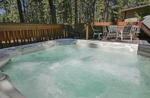 Bijou Park House | Walk to Lakeview Commons Beach - Great Mid-Town Location!