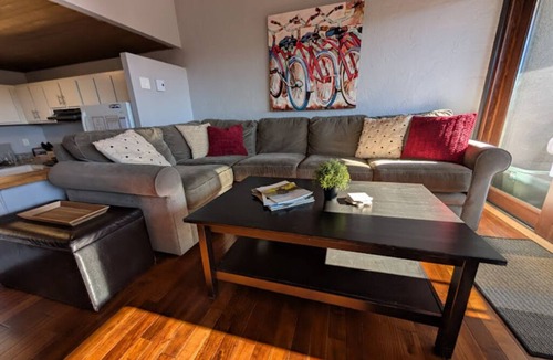 Mount Crested Butte Condo | Walk to Lifts, Newly Renovated, Mtn. Views, Fireplace, Hot Tub, Garage Access