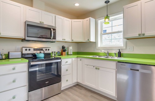 Crisfield House | Walk to Local Eats & Docks! Crisfield Getaway