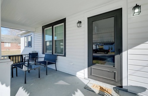 Radford House | Walk to Main St & Campus! Dtwn Radford Home