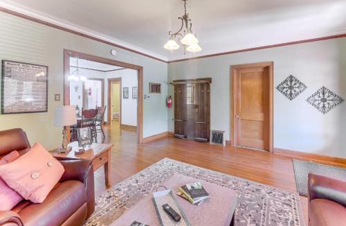 Roswell House | Walk to Main Street: Charming Roswell Home!
