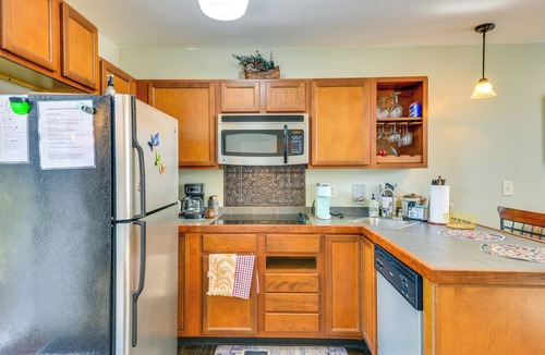 Town of Hounsfield Apartment | Walk to Marina: Downtown Sackets Harbor Getaway