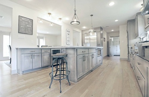 Texas Medical Center House | Walk to Med Center 5 bedrooms 3.5 Baths Private Home near MD Anderson, TMC