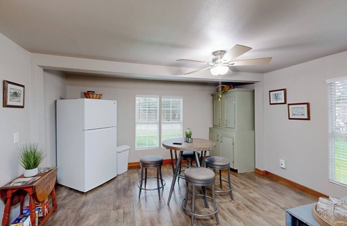Bandera House | Walk to Medina River: 'Cowboy Cottage' w/BBQ Pit