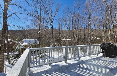 West Dover House | Walk To Mt. Snow - Recently updated - Open concept - Mountain views