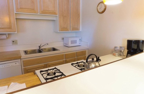 Truckee Condo | Walk to Northstar Village and the Gondola - Room for 2! by RedAwning