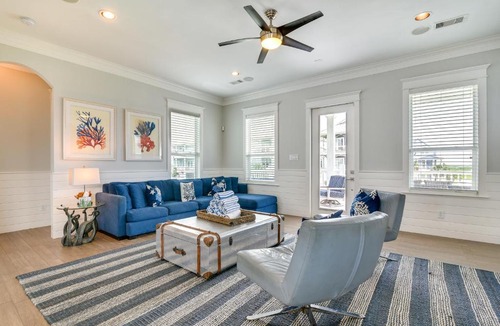 Beachside Village House | Walk to Ocean! Group Beach House in Galveston