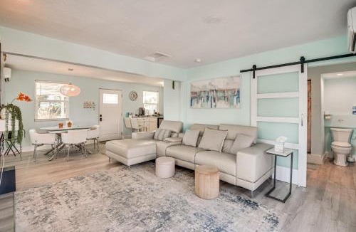 Ormond-by-the-Sea House | Walk to Ocean! Home with Large Yard in Ormond Beach