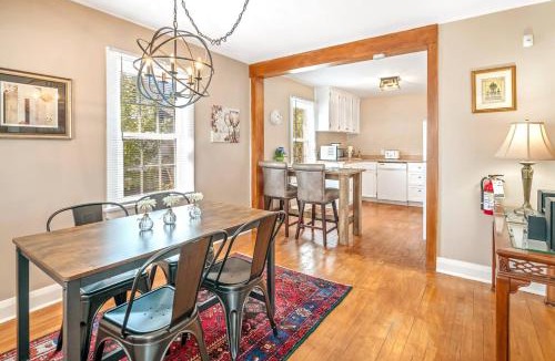 Historic Old Town House | Walk to Old Town | Cottage 3 ppl Top 10% | Parking