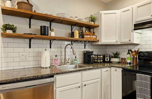 Weinland Park House | Walk to OSU/Short North ~ Free Parking ~ Fire Pit