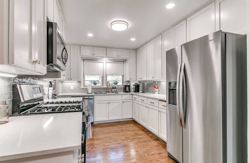 Norman House | Walk to OU | Spacious 4BR with Fire Pit
