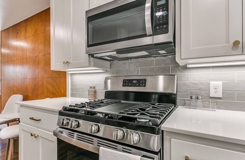 Norman House | Walk to OU | Spacious 4BR with Fire Pit